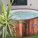 Angie Old Town With Jacuzzi Villa *