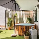 Angie Old Town With Jacuzzi Villa