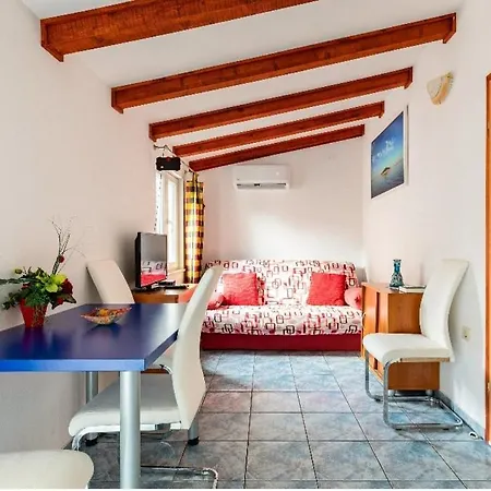 Angie Old Town With Jacuzzi Villa Split