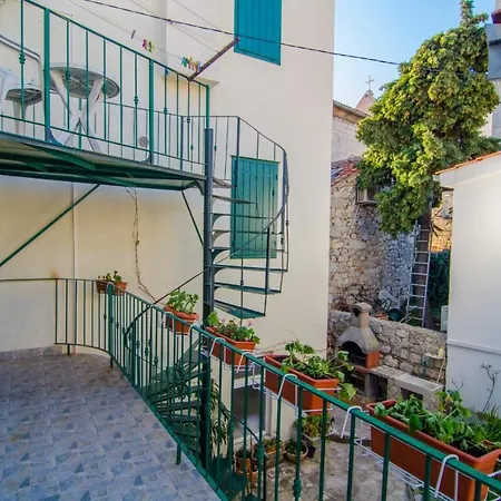 Angie Old Town With Jacuzzi * سبليت