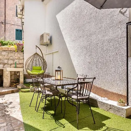 فيلة Angie Old Town With Jacuzzi