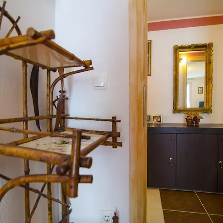 Angie Old Town With Jacuzzi Villa